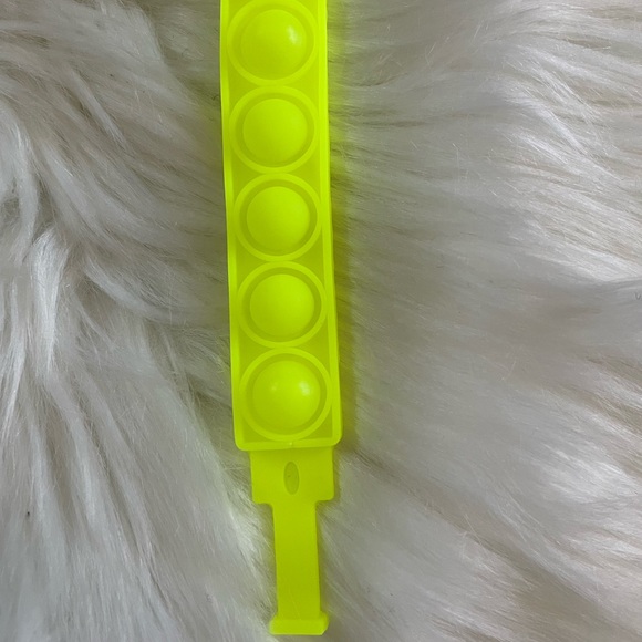 Solid Colored Bubble Push Pop Silicone Bracelet NWT - Picture 9 of 9